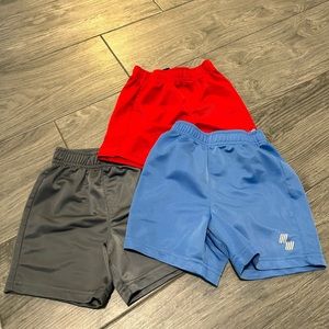 Toddler boy 3 pack size 18-24 basketball shorts, used but in good condition